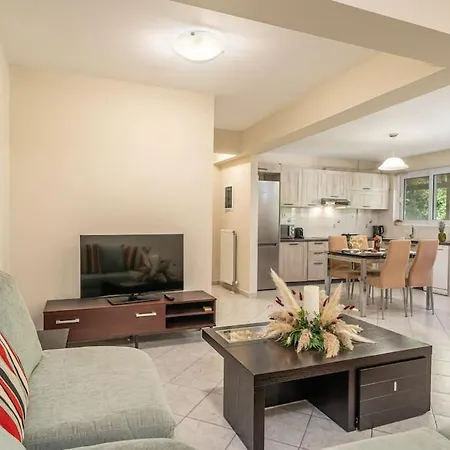 Eden Apartment